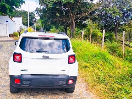 JEEP-RENEGADE-2.0 16V TURBO DIESEL SPORT 4P 4X4 AUTOMÁTICO JEEP-RENEGADE-2016