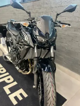 KAWASAKI-Z500-2026