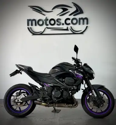 KAWASAKI-Z800-2014