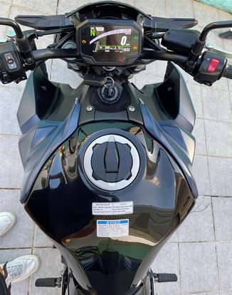 KAWASAKI-Z900-2021