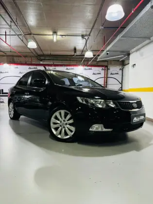 KIA CERATO 1.6 SX 16V FLEX 4P AUTOMÁTICO KIA CERATO 1.6 SX 16V FLEX 4P AUTOMÁTICO