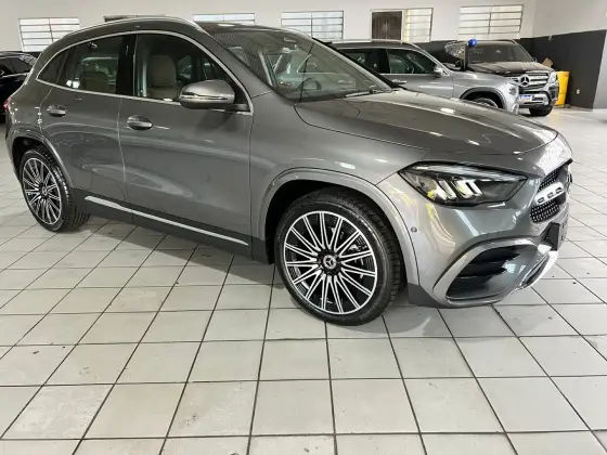 MERCEDES-BENZ GLA 200 1.3 MHEV AMG LINE 7G-DCT MERCEDES-BENZ GLA 200 1.3 MHEV AMG LINE 7G-DCT