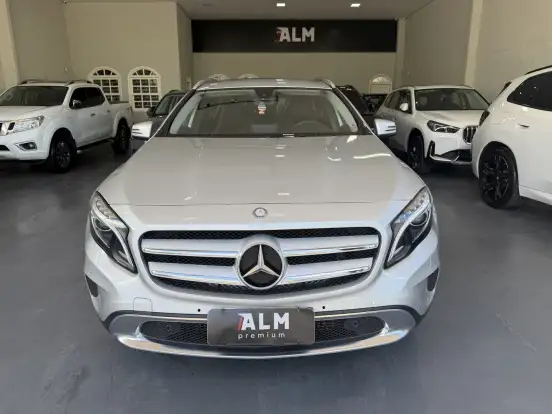 MERCEDES-BENZ-GLA 200-1.6 CGI ADVANCE 16V TURBO FLEX 4P AUTOMÁTICO MERCEDES-BENZ-GLA 200-2017
