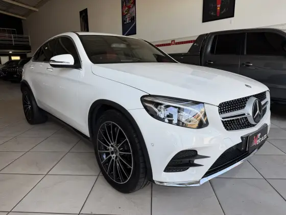 MERCEDES-BENZ GLC 250 2.0 CGI GASOLINA COUPÉ 4MATIC 9G-TRONIC