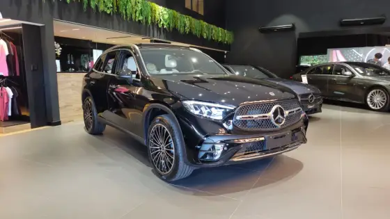 MERCEDES-BENZ GLC 300 2.0 MHEV AMG LINE 4MATIC 9G-TRONIC MERCEDES-BENZ GLC 300 2.0 MHEV AMG LINE 4MATIC 9G-TRONIC