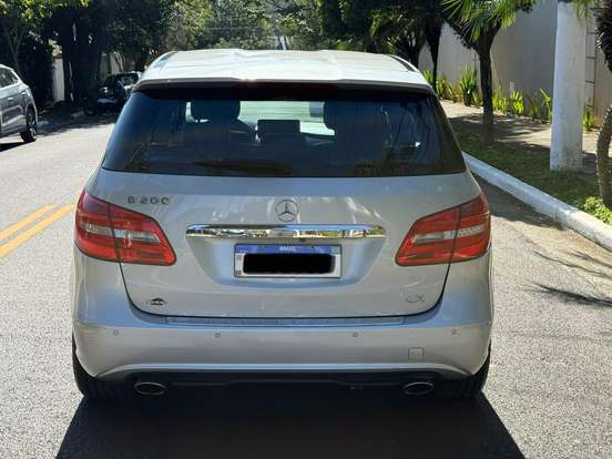 MERCEDES-BENZ-B 200-1.6 TURBO GASOLINA 4P AUTOMÁTICO MERCEDES-BENZ-B 200-2013
