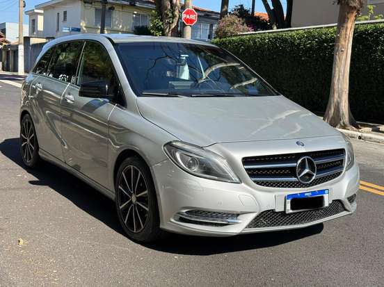 MERCEDES-BENZ-B 200-2013