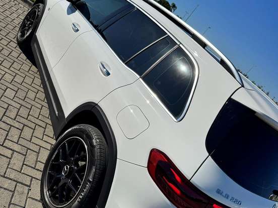 MERCEDES-BENZ-GLB 220-2.0 MHEV PROGRESSIVE 4MATIC 8G-DCT MERCEDES-BENZ-GLB 220-2025