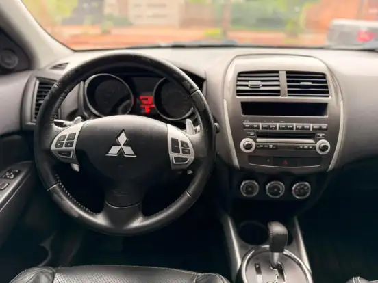 MITSUBISHI-ASX-2012