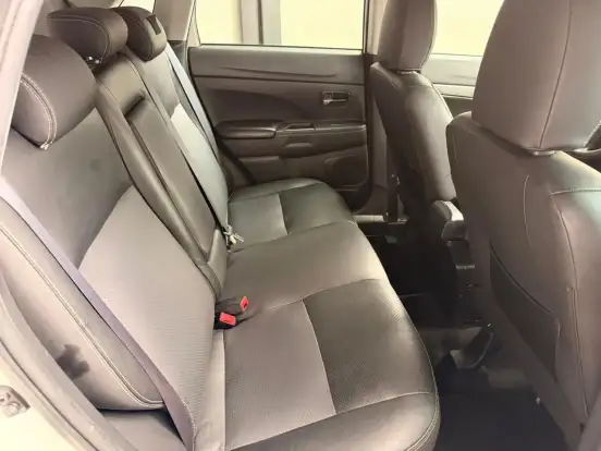 MITSUBISHI-ASX-2012
