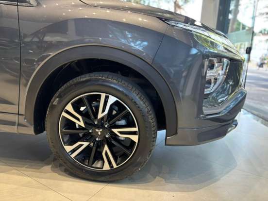 MITSUBISHI-ECLIPSE CROSS-1.5 MIVEC TURBO GASOLINA HPE CVT MITSUBISHI-ECLIPSE CROSS-2025