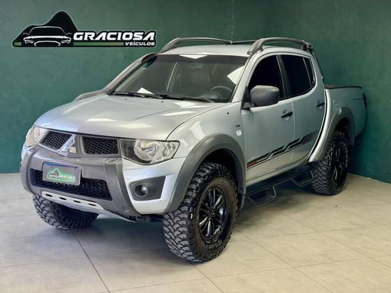 MITSUBISHI L200 SAVANA 3.2 4X4 16V TURBO INTERCOOLER DIESEL 4P MANUAL