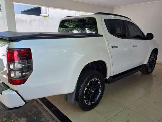 MITSUBISHI-L200 TRITON-2.4 16V TURBO DIESEL SPORT HPE CD 4P 4X4 AUTOMÁTICO MITSUBISHI-L200 TRITON-2022