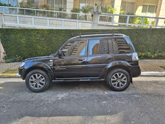 MITSUBISHI-PAJERO TR4-2.0 4X2 16V 140CV FLEX 4P AUTOMÁTICO MITSUBISHI-PAJERO TR4-2014