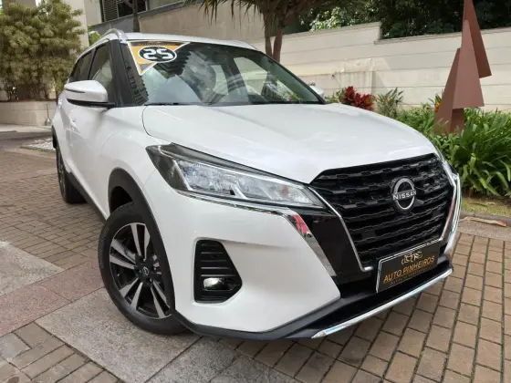 NISSAN KICKS PLAY 1.6 16V FLEXSTART SENSE XTRONIC NISSAN KICKS PLAY 1.6 16V FLEXSTART SENSE XTRONIC