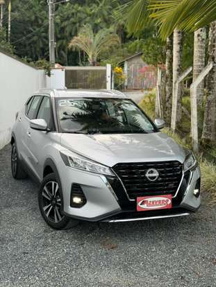 NISSAN-KICKS PLAY-2025