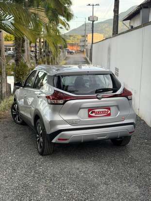 NISSAN-KICKS PLAY-2025