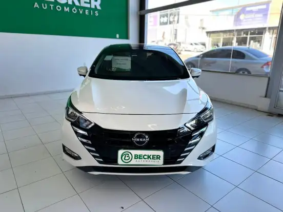 NISSAN-VERSA-2024