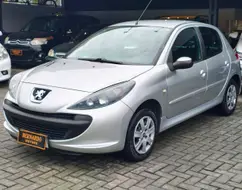PEUGEOT 207 1.4 XR 8V FLEX 4P MANUAL PEUGEOT 207 1.4 XR 8V FLEX 4P MANUAL