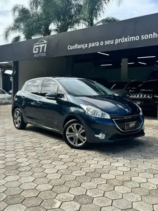 PEUGEOT 208 1.6 GRIFFE 16V FLEX 4P AUTOMÁTICO PEUGEOT 208 1.6 GRIFFE 16V FLEX 4P AUTOMÁTICO