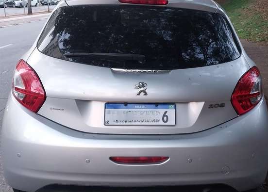 PEUGEOT-208-2014