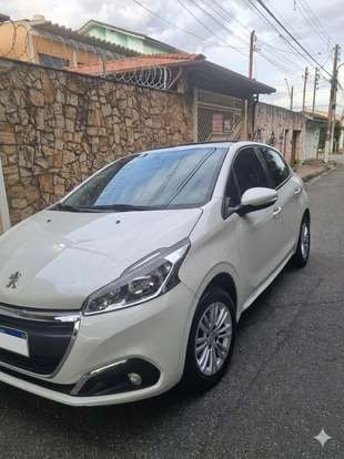 PEUGEOT-208-1.6 ALLURE 16V FLEX 4P AUTOMÁTICO PEUGEOT-208-2016