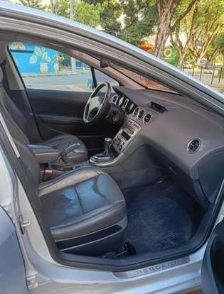 PEUGEOT-408-2011