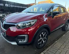 RENAULT CAPTUR 1.6 16V SCE FLEX BOSE X-TRONIC RENAULT CAPTUR 1.6 16V SCE FLEX BOSE X-TRONIC