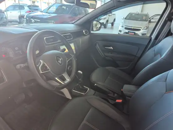 RENAULT-DUSTER-2024