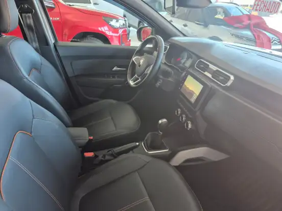 RENAULT-DUSTER-2024