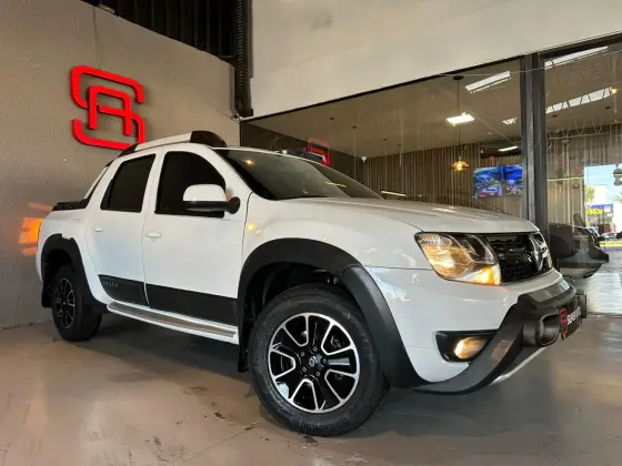 RENAULT DUSTER OROCH 2.0 16V FLEX DYNAMIQUE 4P AUTOMÁTICO