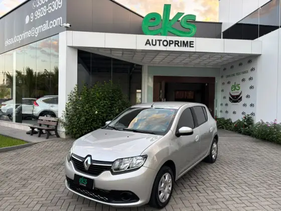 RENAULT SANDERO 1.0 EXPRESSION 16V FLEX 4P MANUAL RENAULT SANDERO 1.0 EXPRESSION 16V FLEX 4P MANUAL