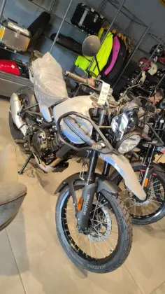 ROYAL ENFIELD HIMALAYAN 450 SLATE SALT 
