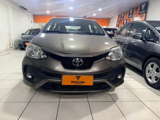 TOYOTA ETIOS 1.5 X SEDAN 16V FLEX 4P AUTOMÁTICO
