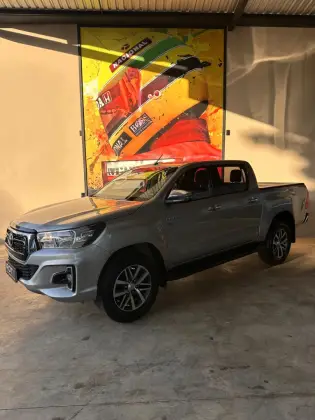 TOYOTA HILUX 2.7 SRV 4X2 CD 16V FLEX 4P AUTOMÁTICO TOYOTA HILUX 2.7 SRV 4X2 CD 16V FLEX 4P AUTOMÁTICO