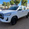 TOYOTA HILUX 2.8 D-4D TURBO DIESEL CD SR 4X4 AUTOMÁTICO TOYOTA HILUX 2.8 D-4D TURBO DIESEL CD SR 4X4 AUTOMÁTICO