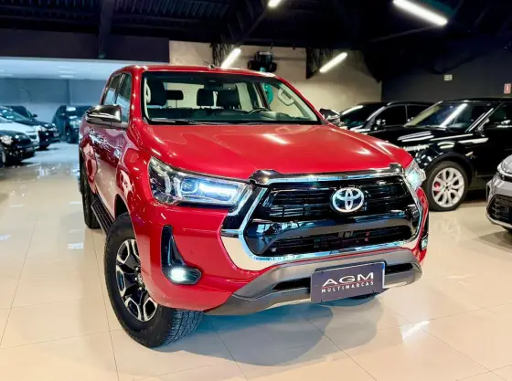 TOYOTA HILUX 2.8 D-4D TURBO DIESEL CD SRX 4X4 AUTOMÁTICO