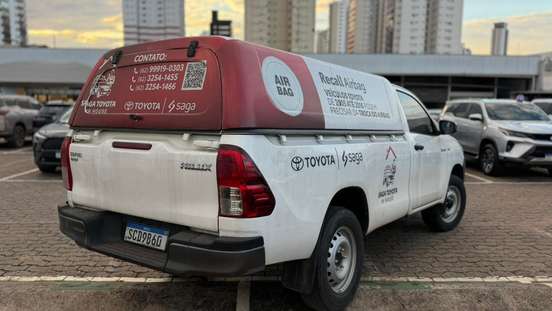 TOYOTA-HILUX-2.8 D-4D TURBO DIESEL CHASSI 4X4 MANUAL TOYOTA-HILUX-2023