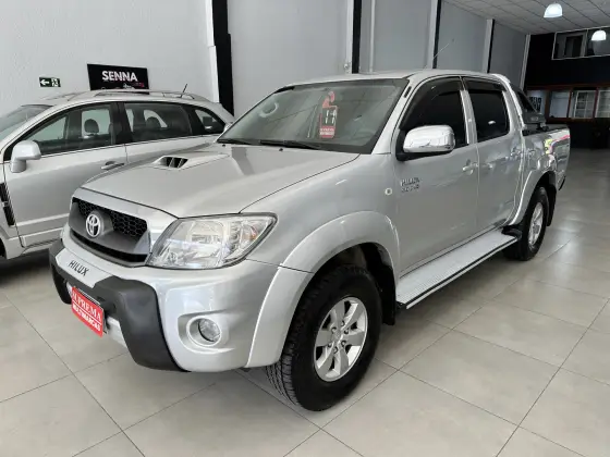 TOYOTA HILUX 3.0 SRV 4X4 CD 16V TURBO INTERCOOLER DIESEL 4P MANUAL