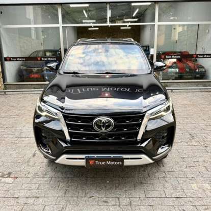 TOYOTA-HILUX SW4-2023