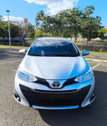 TOYOTA YARIS 1.3 16V FLEX XL MULTIDRIVE TOYOTA YARIS 1.3 16V FLEX XL MULTIDRIVE