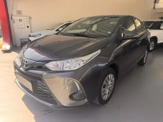 TOYOTA YARIS 1.5 16V FLEX SEDAN XL MULTIDRIVE TOYOTA YARIS 1.5 16V FLEX SEDAN XL MULTIDRIVE