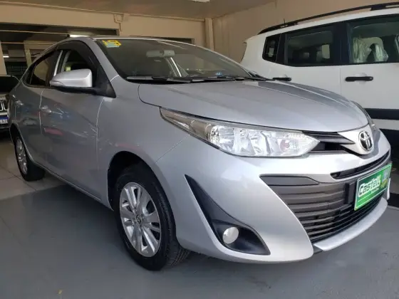 TOYOTA YARIS 1.5 16V FLEX SEDAN XL MULTIDRIVE TOYOTA YARIS 1.5 16V FLEX SEDAN XL MULTIDRIVE