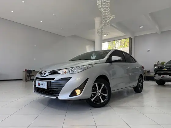 TOYOTA YARIS 1.5 16V FLEX SEDAN XS CONNECT MULTIDRIVE