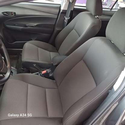TOYOTA-YARIS-2024