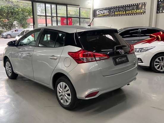 TOYOTA-YARIS-1.5 16V FLEX XL MULTIDRIVE TOYOTA-YARIS-2024