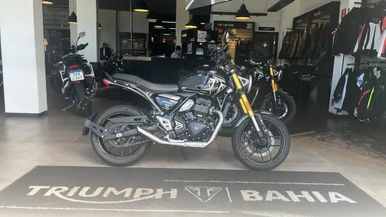 TRIUMPH SPEED 400 