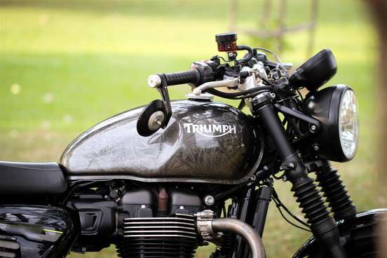 TRIUMPH-SPEED TWIN 900-2023