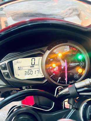 TRIUMPH-STREET TRIPLE 765 S-2017