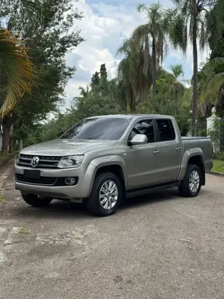 VOLKSWAGEN AMAROK 2.0 HIGHLINE 4X4 CD 16V TURBO INTERCOOLER DIESEL 4P AUTOMÁTICO